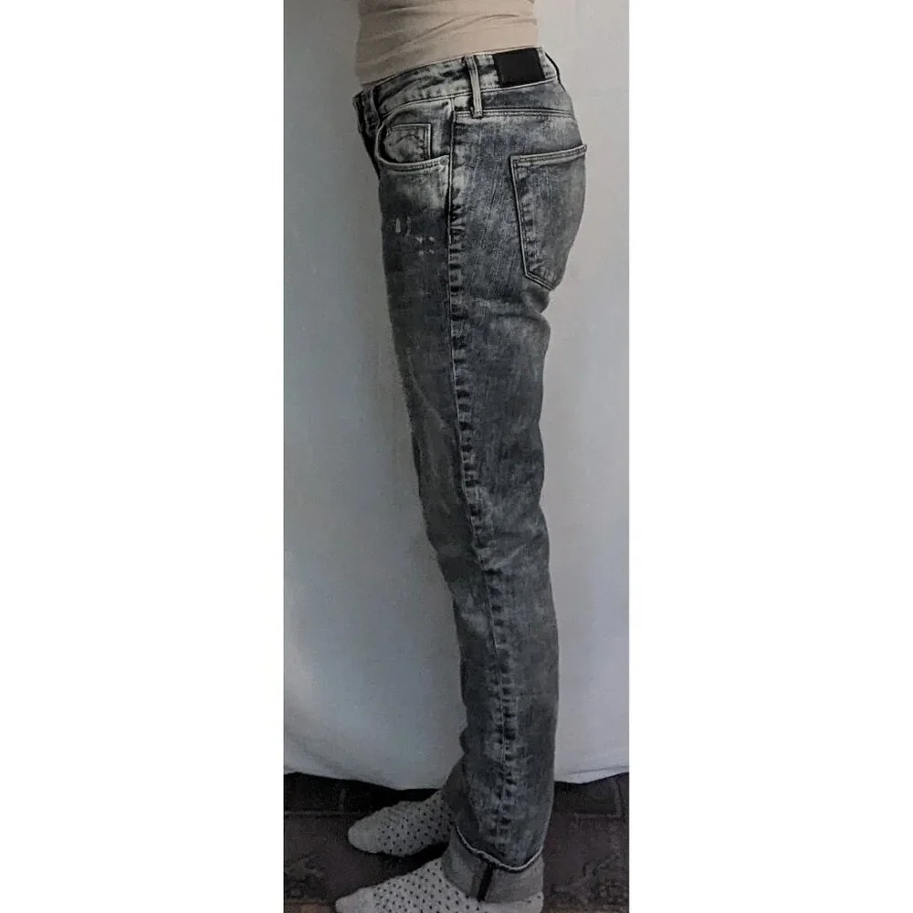 Cotton Jeans Acid washed - H&M - 29 (like a 6/ 30 fits too)- Stone-washed - Picture 3 of 11